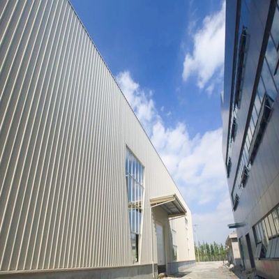 Προσαρμοσμένα 6 - 30mm σύγχρονα κτίρια από χάλυβα με πλήρη αξεσουάρ