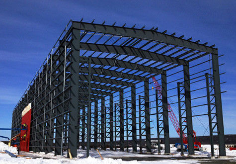 Σύγχρονη βιομηχανική προκατασκευασμένη χάλυβα δομή Μεγάλο εργαστήριο με ελαφρύ σχεδιασμό για εργαστήρια