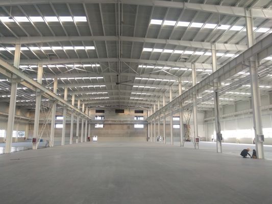Υψηλή επεξεργασία επιφάνειας Χάλυβα δομικά προκατασκευασμένα Εμπορικά ευρέως χρησιμοποιούμενα προκατασκευασμένα κτίρια